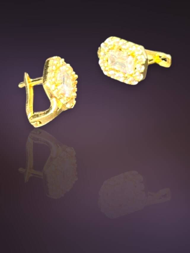 Taşlı Baget Model Altın Çocuk Küpe - 9