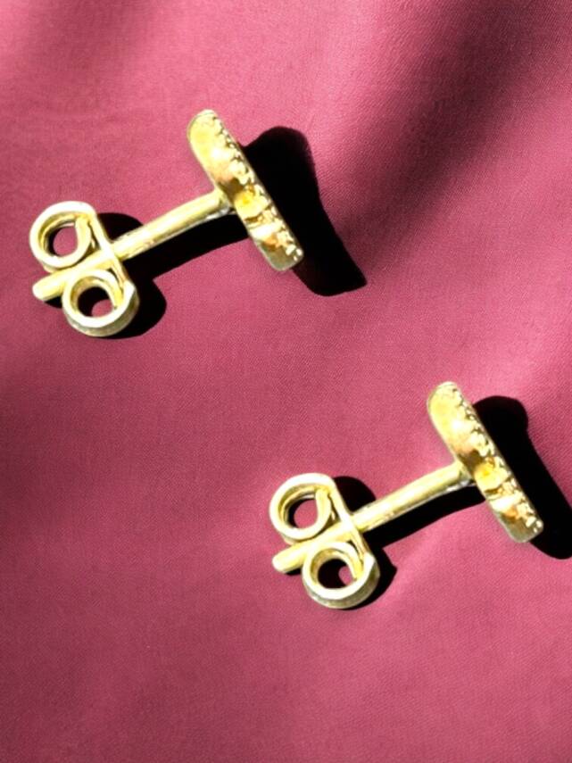 Taşlı Kalp Model Altın Top Küpe - 3