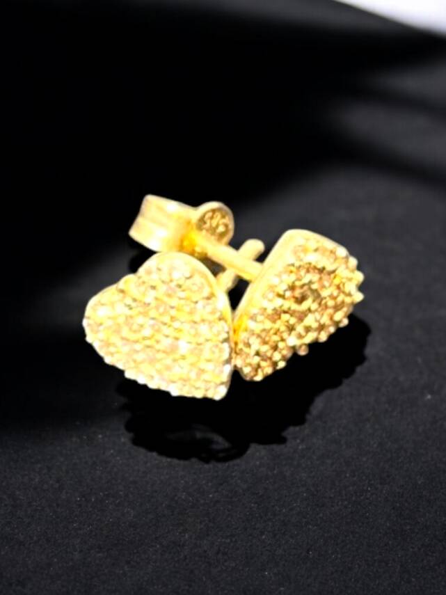 Taşlı Kalp Model Altın Top Küpe - 1