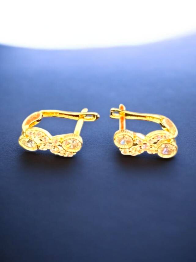 Taşlı Sonsuzluk Model Altın Çocuk Küpe - 3